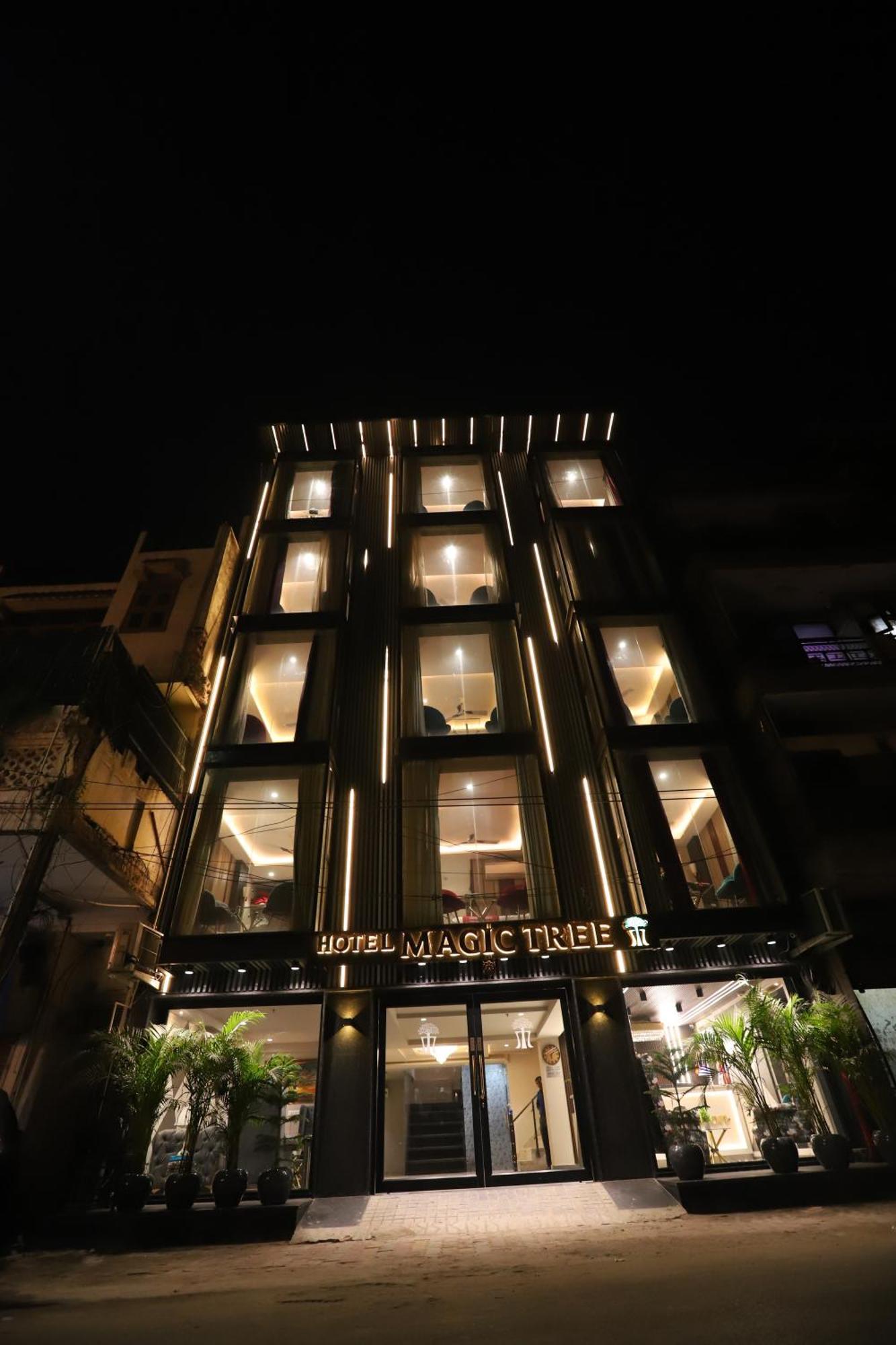 Hotel The Magic Tree - Paharganj New Delhi Ngoại thất bức ảnh