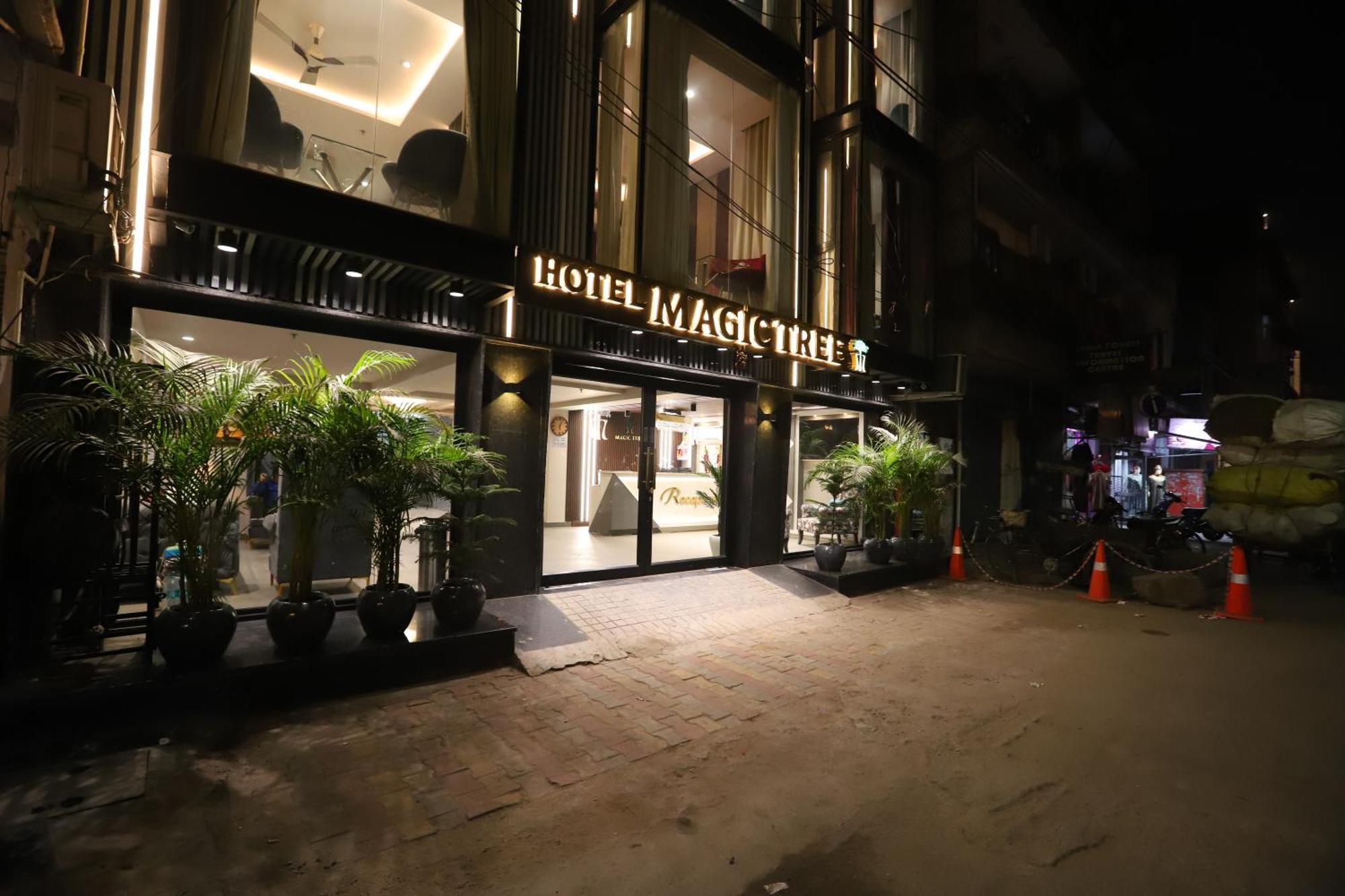 Hotel The Magic Tree - Paharganj New Delhi Ngoại thất bức ảnh