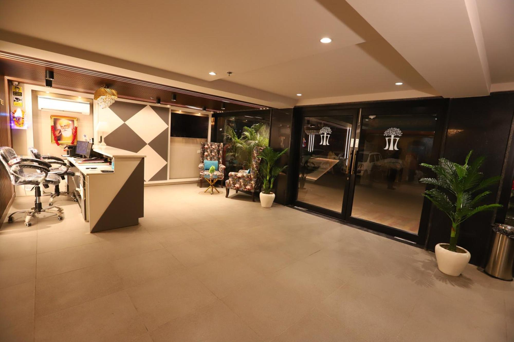 Hotel The Magic Tree - Paharganj New Delhi Ngoại thất bức ảnh